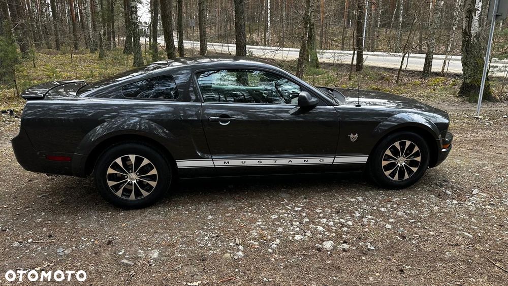 Ford Mustang 4.0 V6 - 6