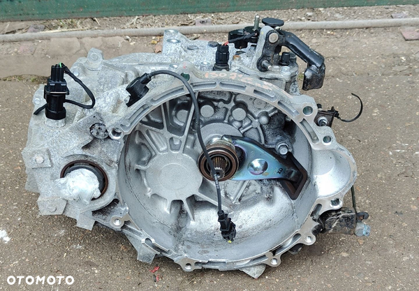HYUNDAI I30 1.6 CRDI 11R SKRZYNIA BIEGÓW WCJ6 MANUALNA EU