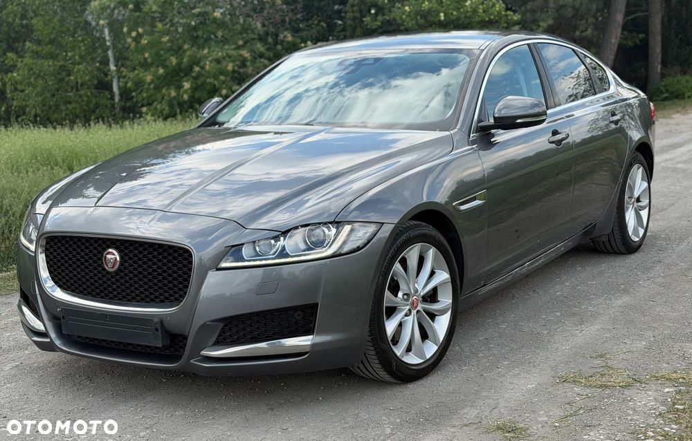 Jaguar XF 2.0 i4D Portfolio - 38