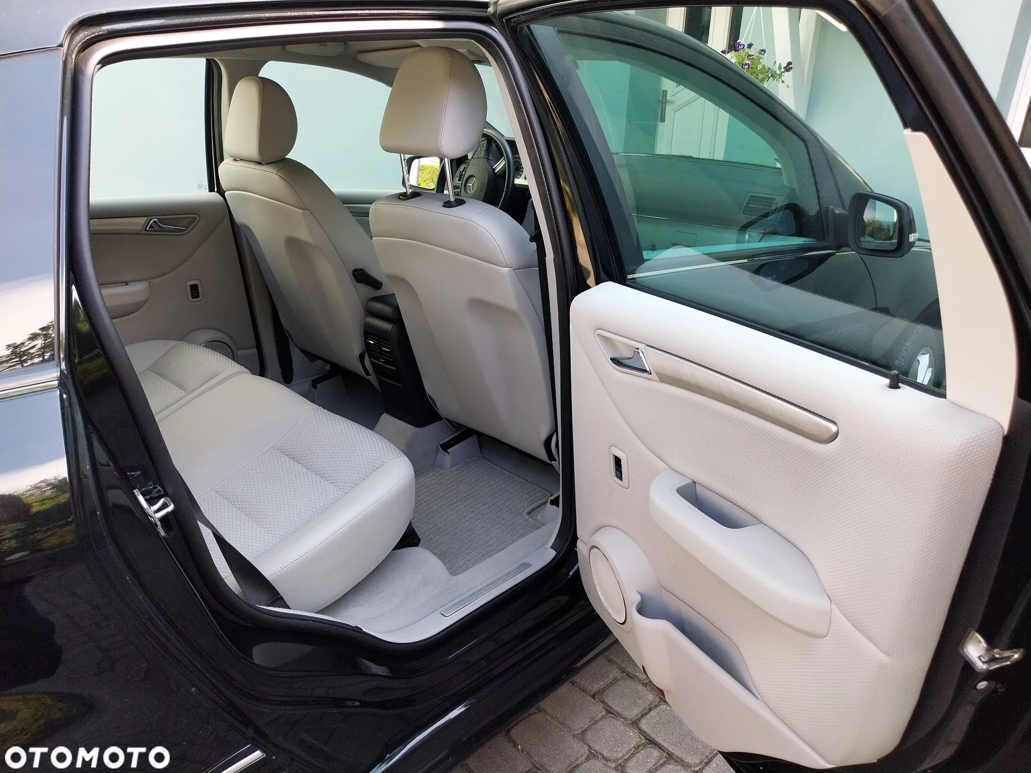 Mercedes-Benz Klasa B 180 CDI - 13