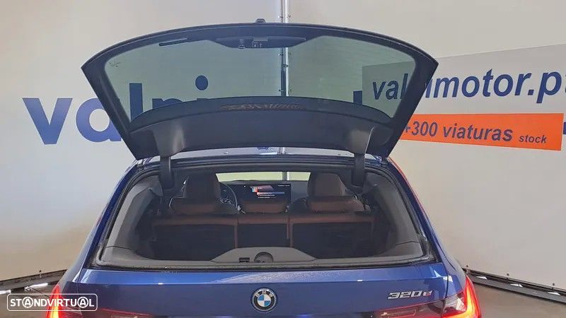BMW 320 e Pack Desportivo M Auto - 9