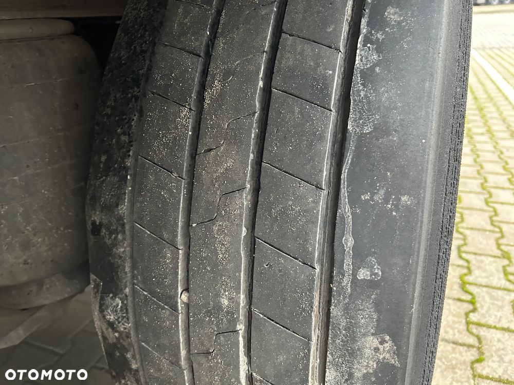 Schmitz Cargobull - - 12