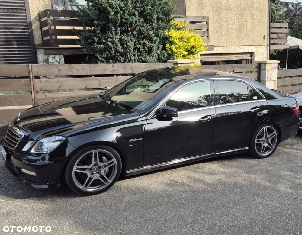 Mercedes-Benz Klasa E 63 AMG AMG Speedshift 7G-MCT - 6
