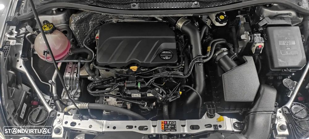 Opel Astra 1.2 Turbo - 36