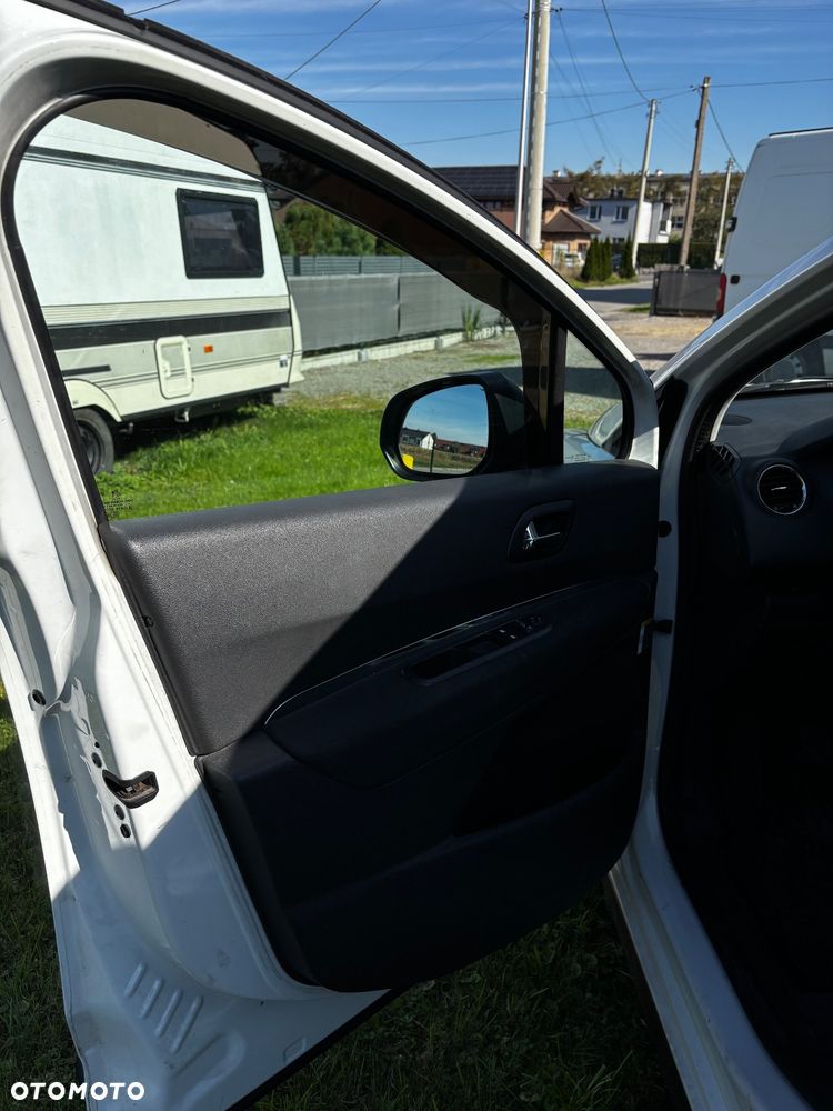 Peugeot 3008 1.6 HDi Style - 12