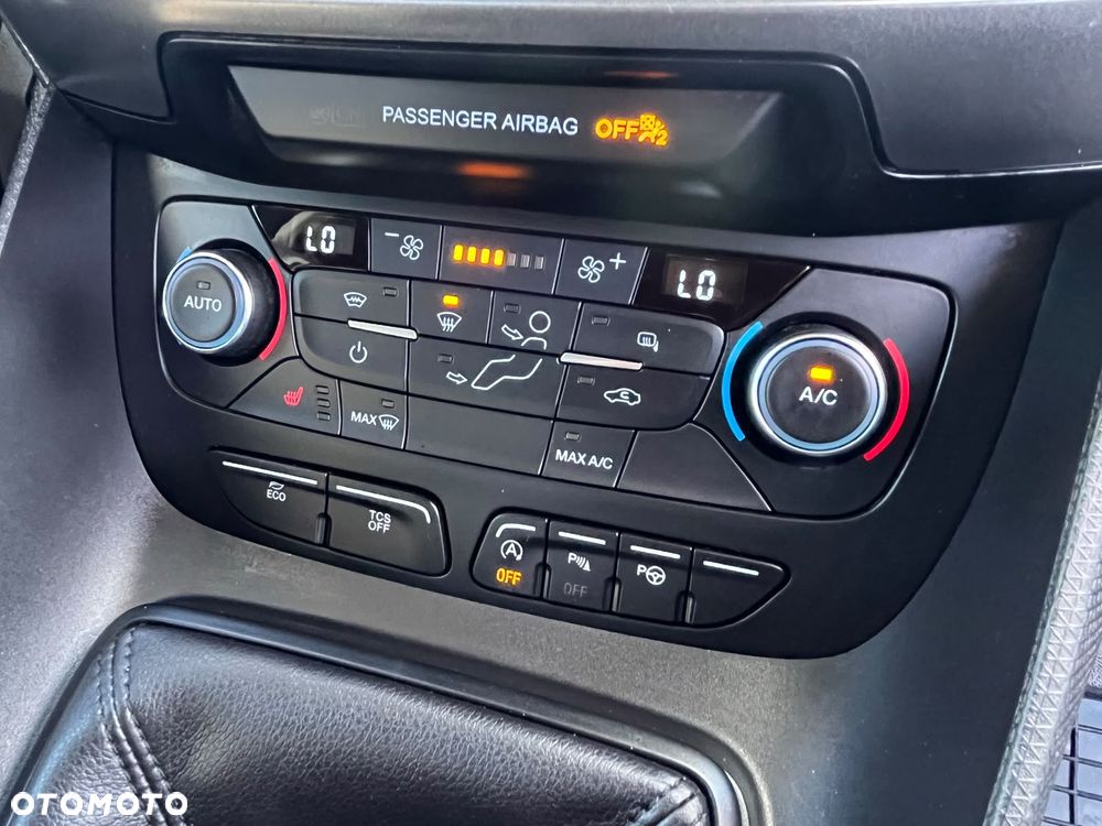 Ford Transit Connect 1.5 TDCI 120KM, Bogata Opcja Wyposażenia, Czujniki Martwego Pola, Aktywny Tempomat, Sam Parkuję, Grzany Fotel, Salon Polska, Pierwszy Właściciel, BEZWYPADKOWY, FV 23%, Zadbany Egzemplarz !!! - 35