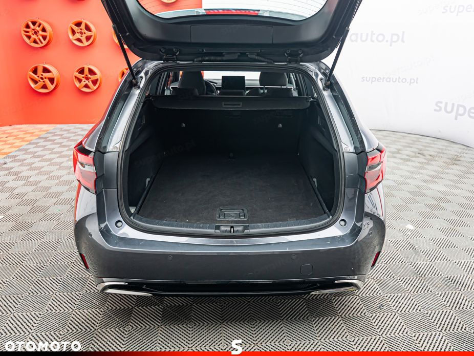 Toyota Corolla - 23