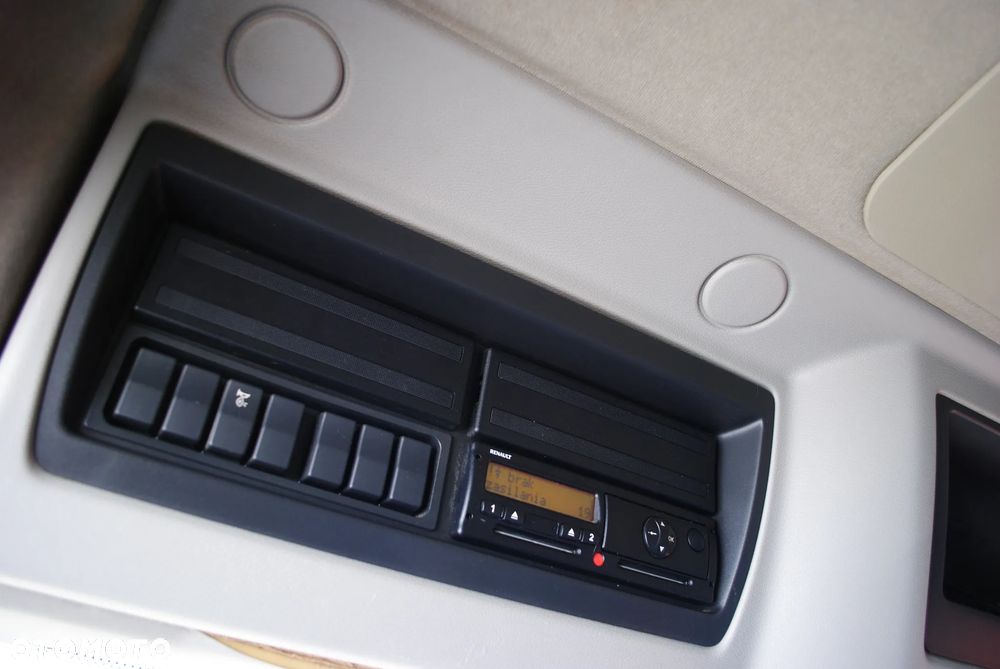 Renault Premium 280 Kontener Winda DHOLLANDIA Długość Kontenera 830 CM Szerokość: 250 CM Wysokość: 210 CM Rok: 2007 - 13