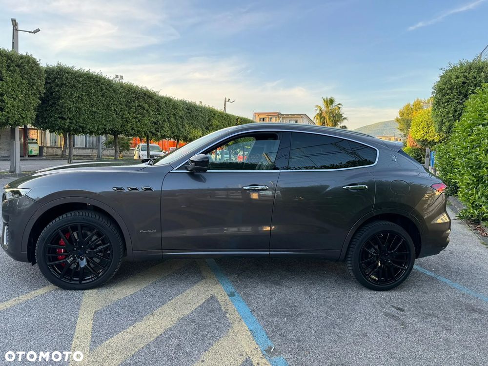 Maserati Levante S - 2