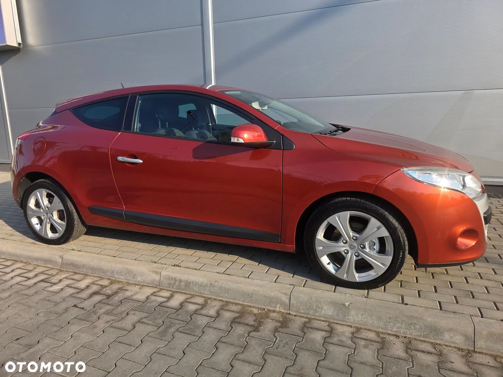 Renault Megane 1.6 16V Dynamique Euro5 - 10