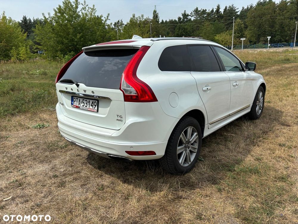 Volvo XC 60 T6 AWD Drive-E Momentum - 10
