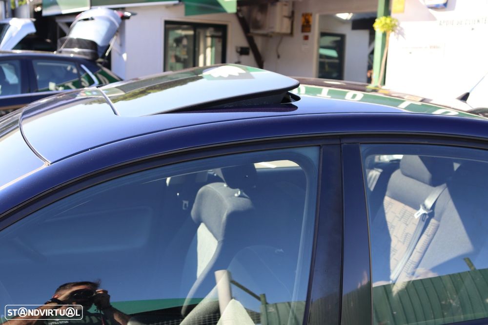 VW Passat 1.9 TDi Confortline - 7