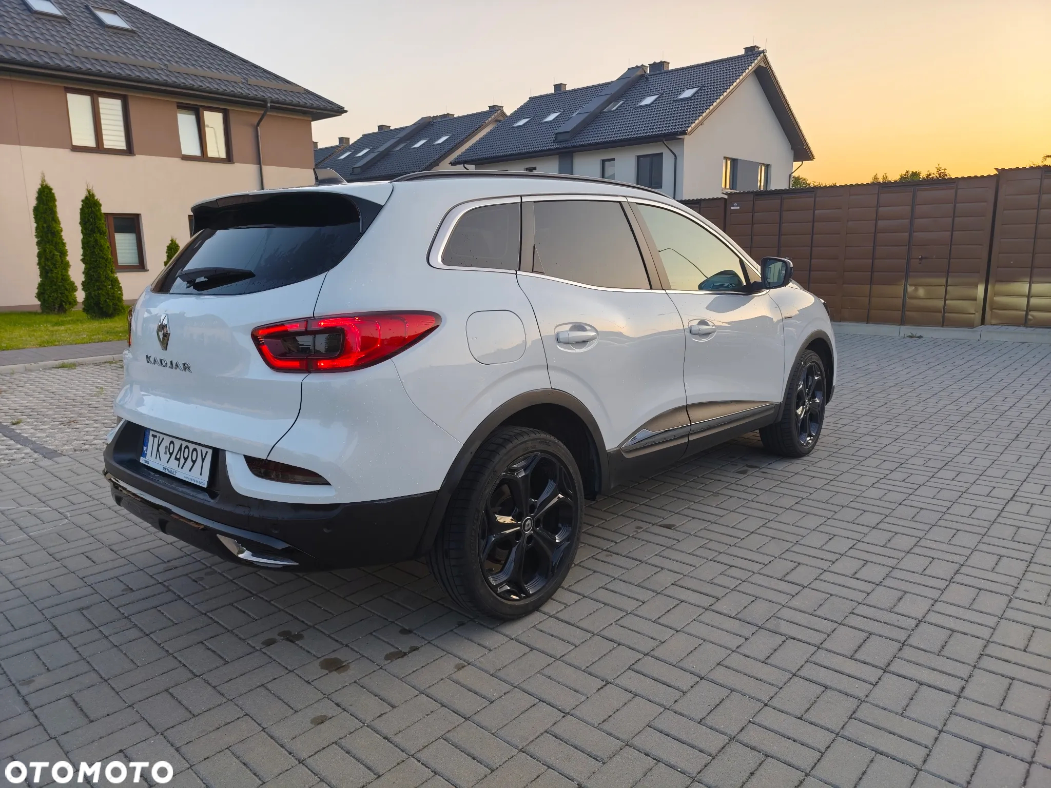 Renault Kadjar 1.3 TCe FAP Black Edition EDC - 5