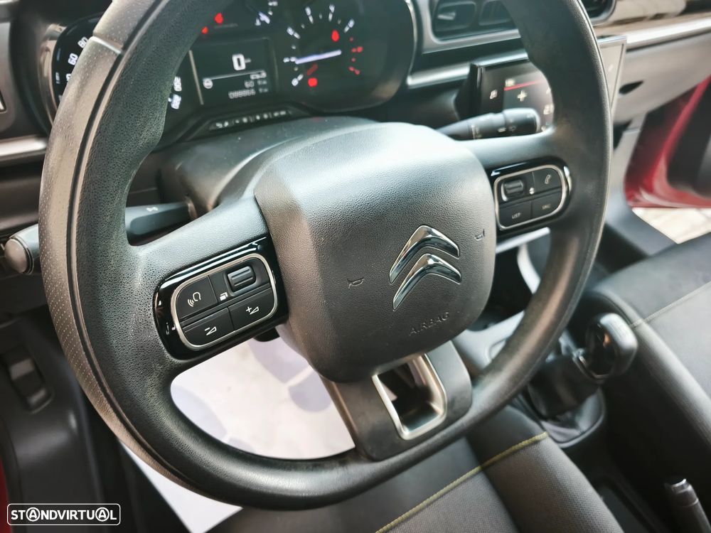 Citroën C3 1.2 PureTech Shine - 16