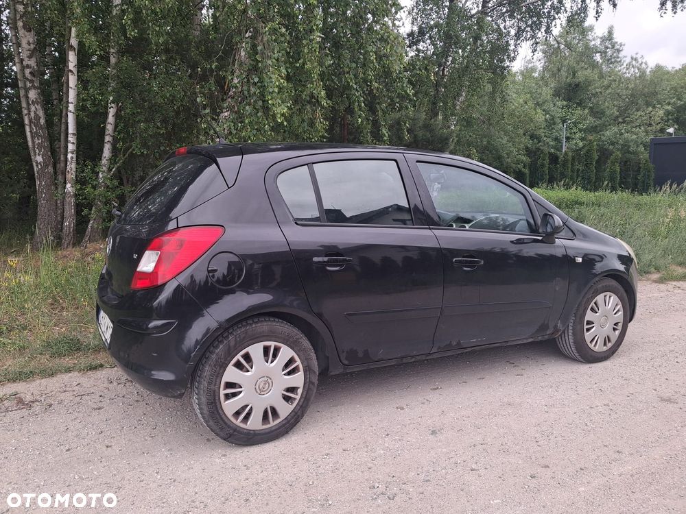 Opel Corsa 1.2 16V Enjoy - 4
