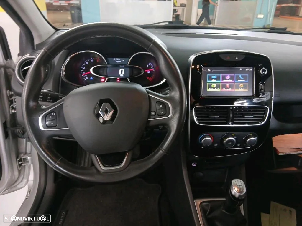 Renault Clio 1.5 dCi Limited - 8
