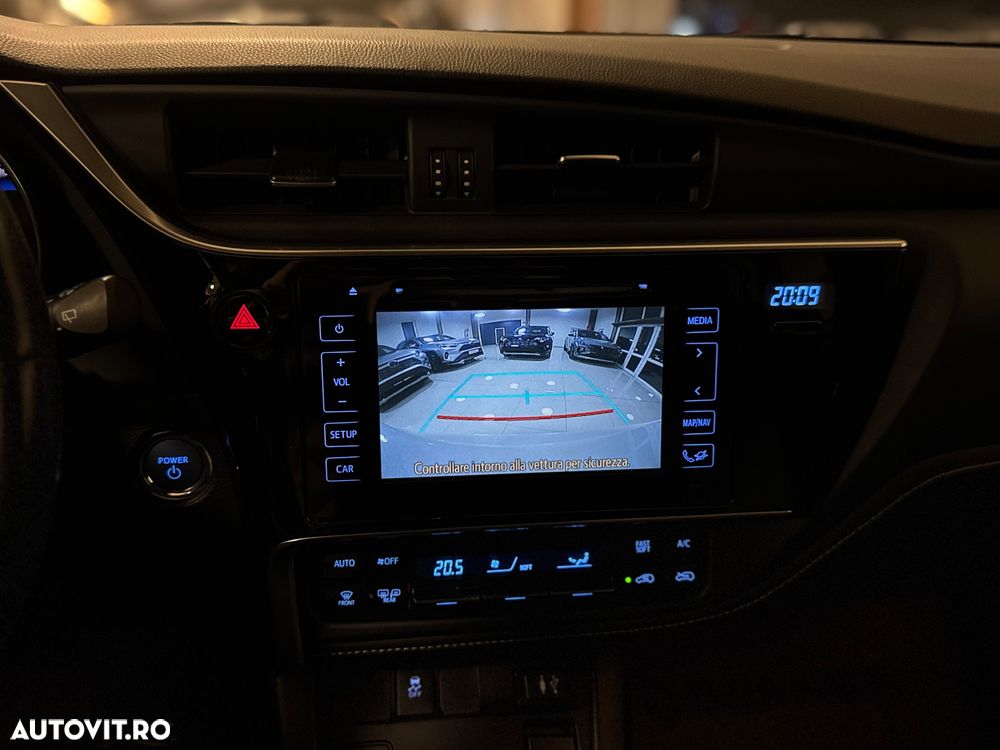 Toyota Auris ver-1-8-vvt--i-automatik-style-selection - 28