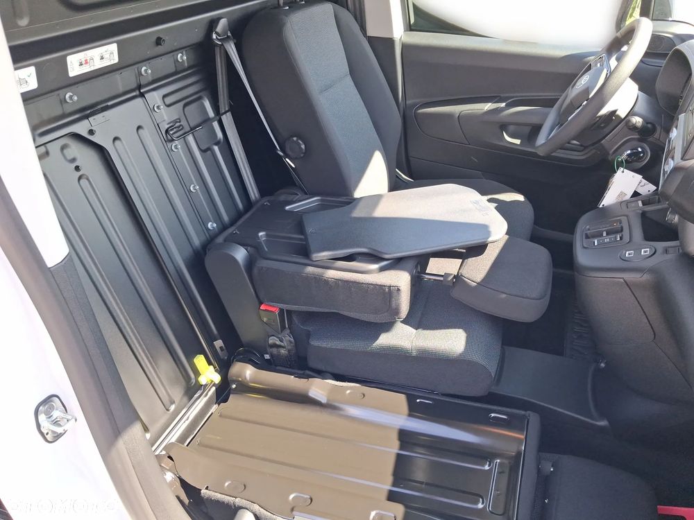 Toyota Proace CITY EV Long - 16