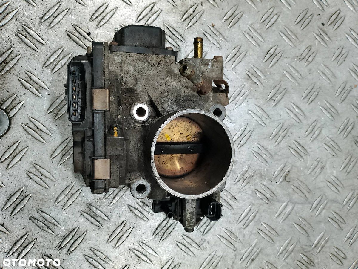 PRZEPUSTNICA HONDA CIVIC VII GMB4A 2.0 16V - 1