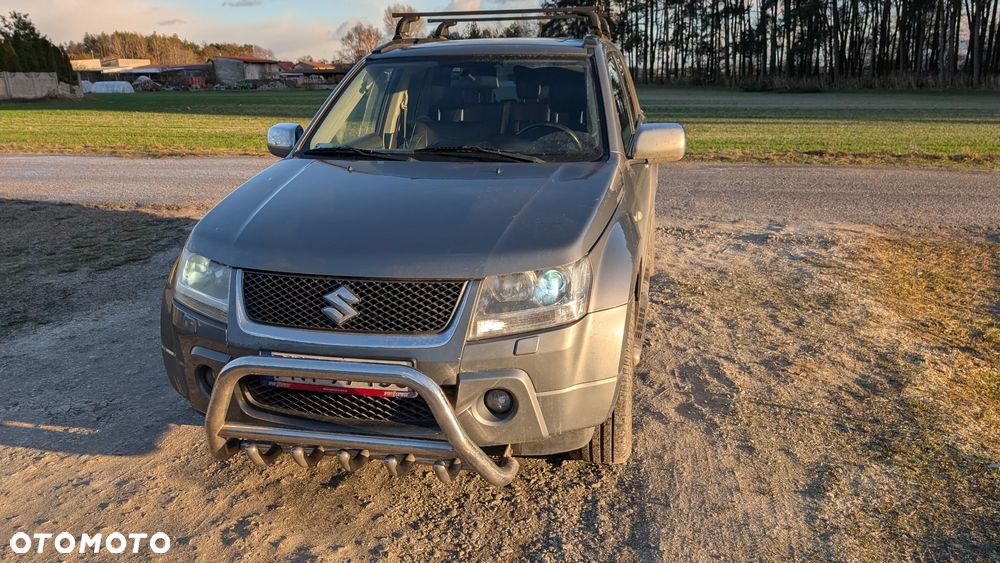 Suzuki Grand Vitara 2.0 De luxe - 5