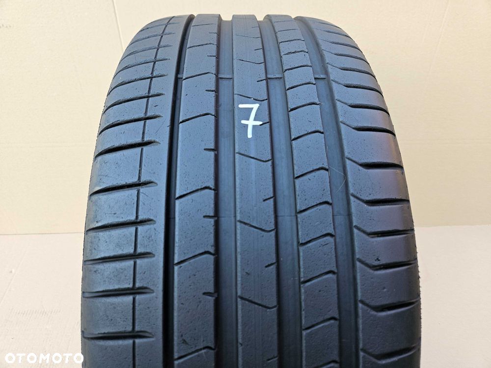 1x OPONA letnia 255/35 R21 PIRELLI P ZERO T1 ELECT 7mm 98W PNCS - 3