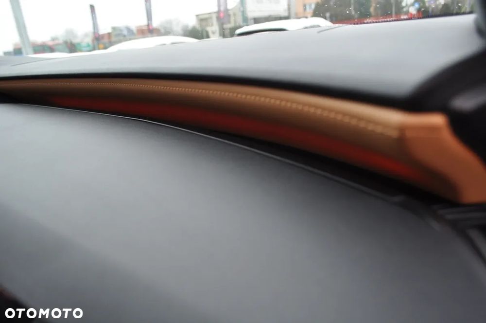 Lexus RX 450h+ Prestige - 25