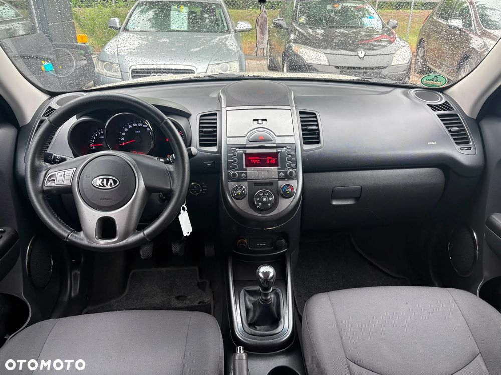 Kia Soul 1.6 L - 11