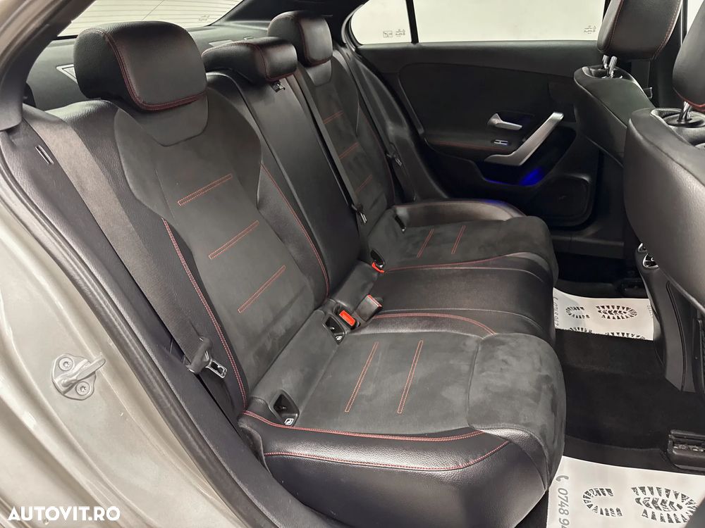 Mercedes-Benz A 200 Sedan 7G-DCT AMG Line - 17