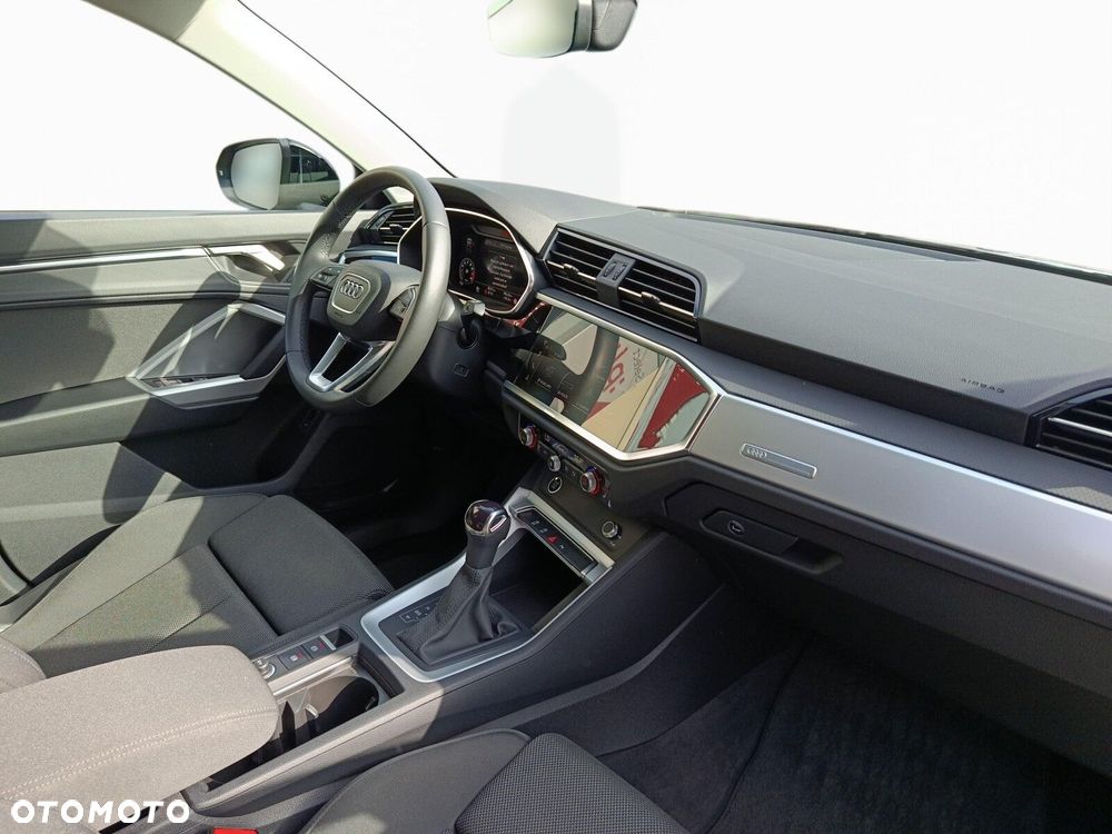 Audi Q3 - 16