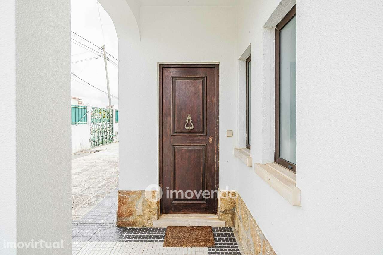 Moradia T4, com garagem e piscina, em Pinhal de Frades, Ericeira - Grande imagem: 3/60