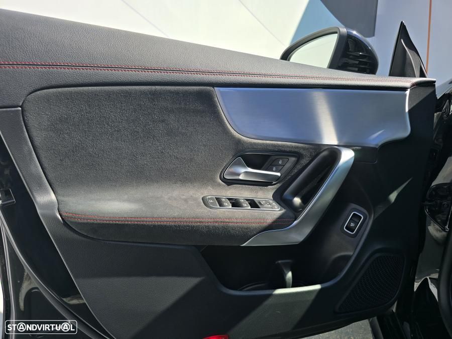 Mercedes-Benz CLA 180 d Shooting Brake 7G-DCT AMG Line - 15