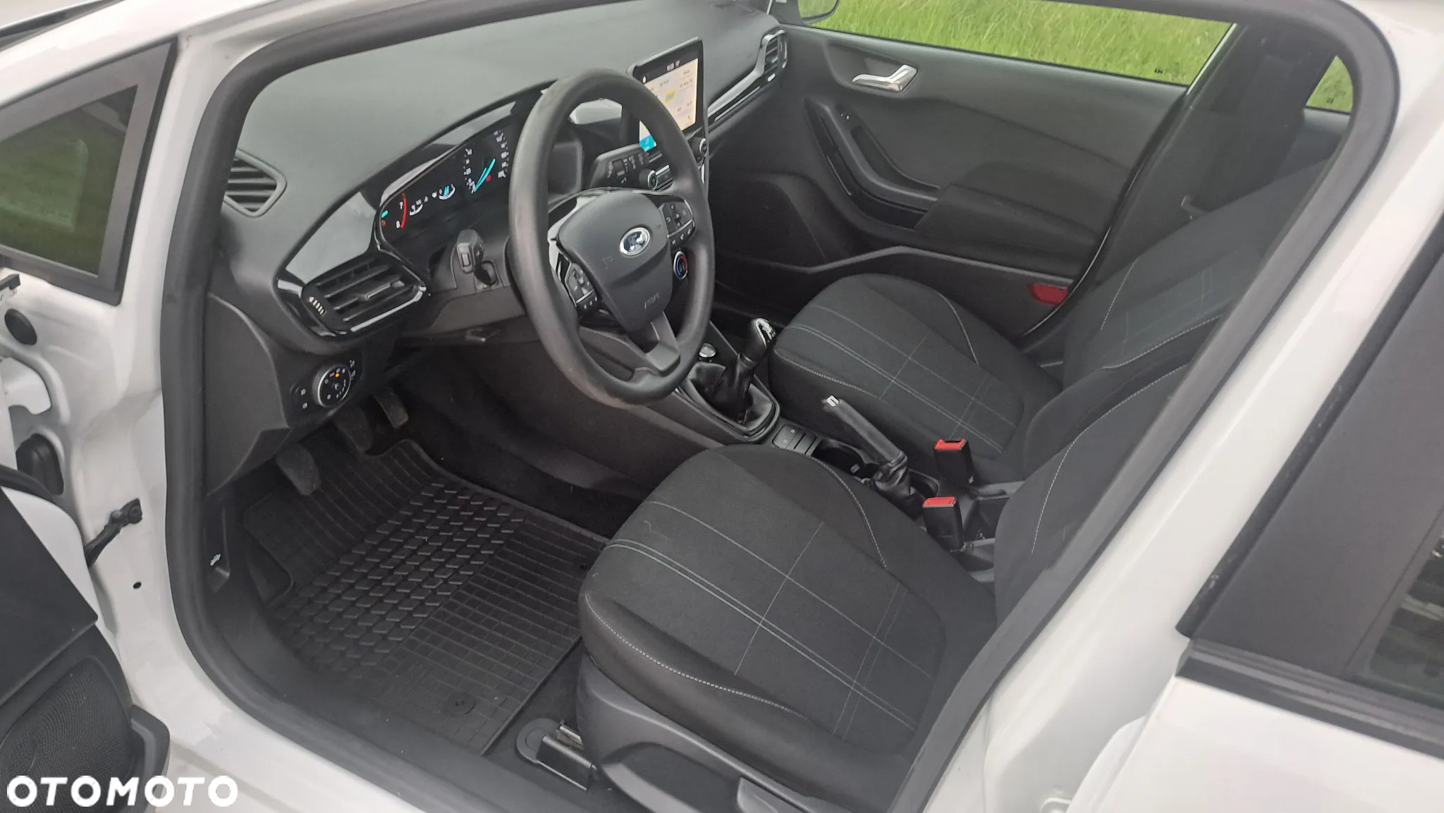Ford Fiesta 1.1 S&S COOL&CONNECT - 13