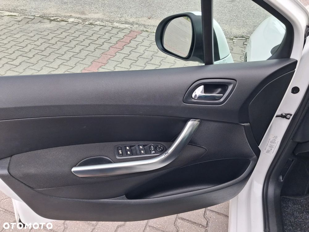 Peugeot 308 120 VTi Platinum - 18