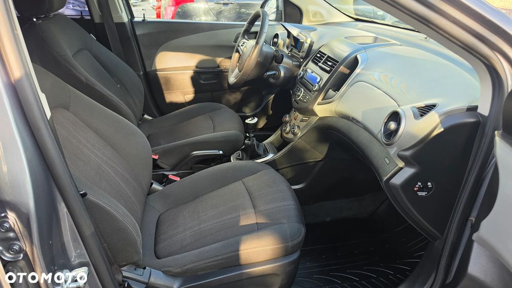 Chevrolet Aveo 1.2 LT+ - 15