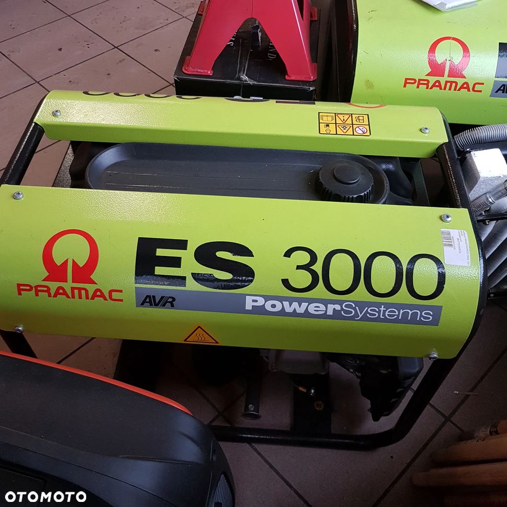 Agregat prądotwórczy 2,9 KW 230V - 3