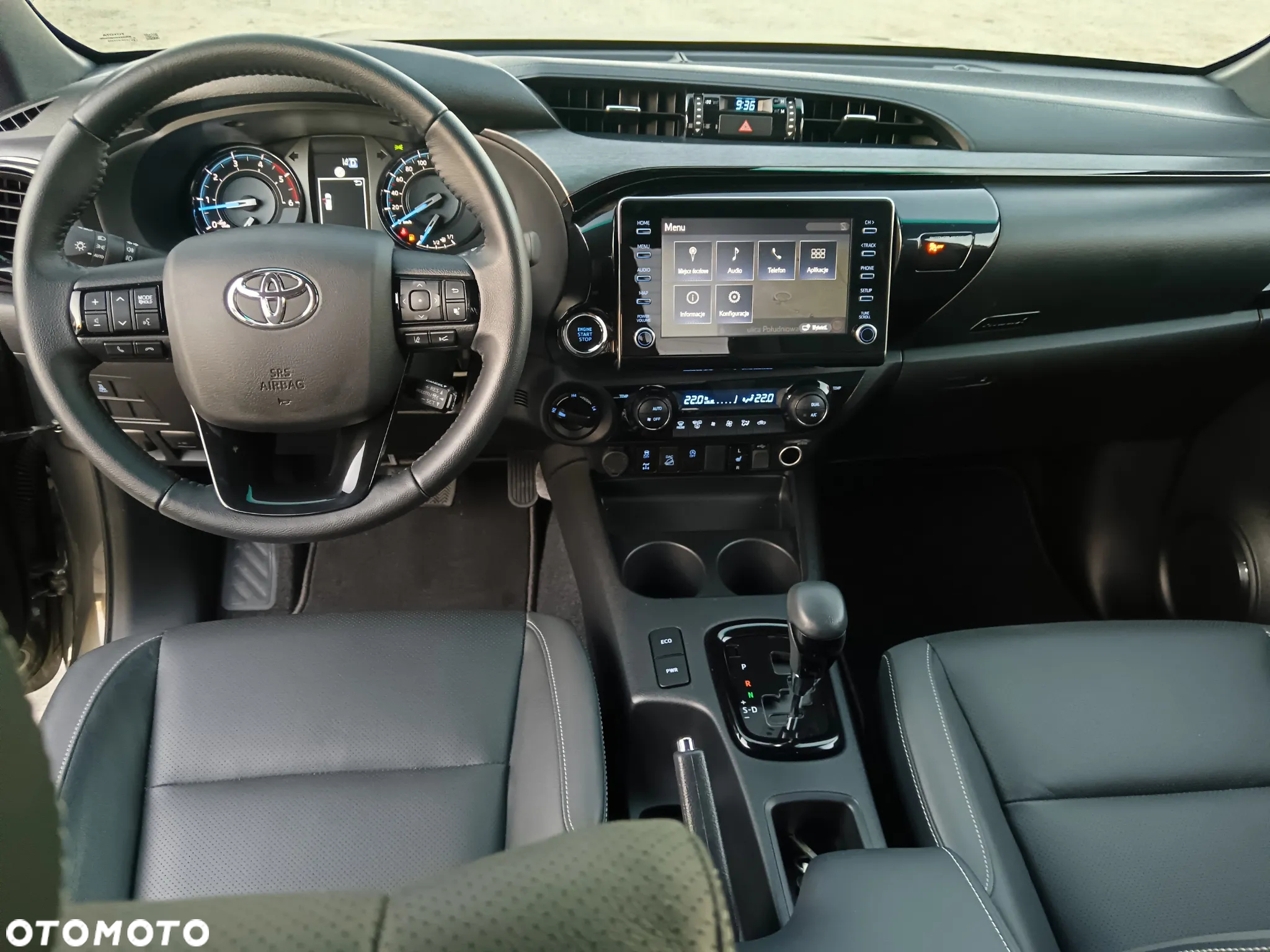 Toyota Hilux - 10