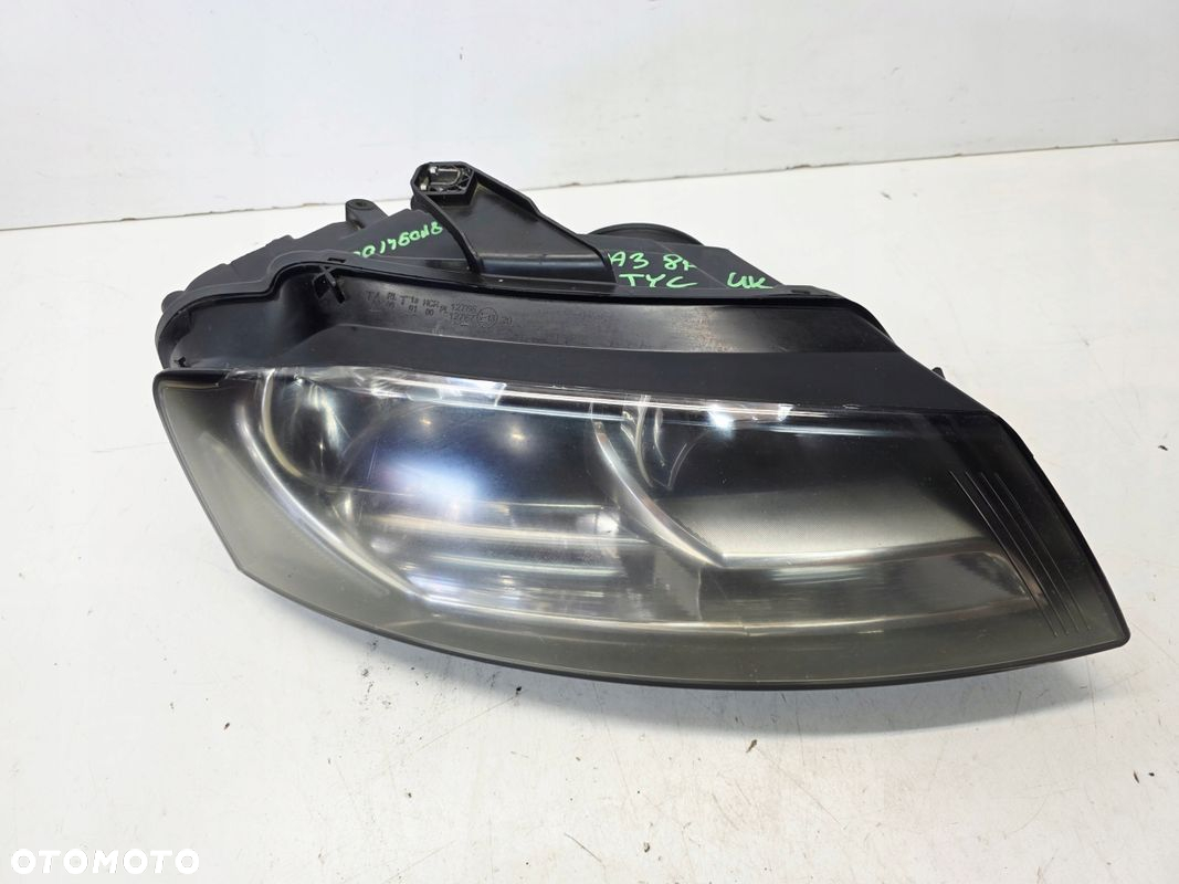 REFLEKTOR LAMPA PRAWY PRZÓD AUDI A3 8P LIFT 8P0941004AK UK TYC - 3
