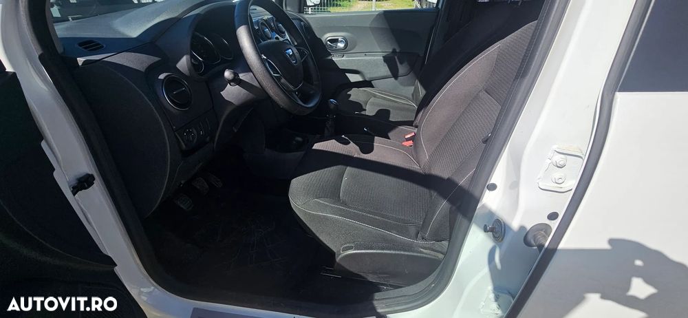 Dacia Lodgy 1.5 Blue dCi Laureate - 12