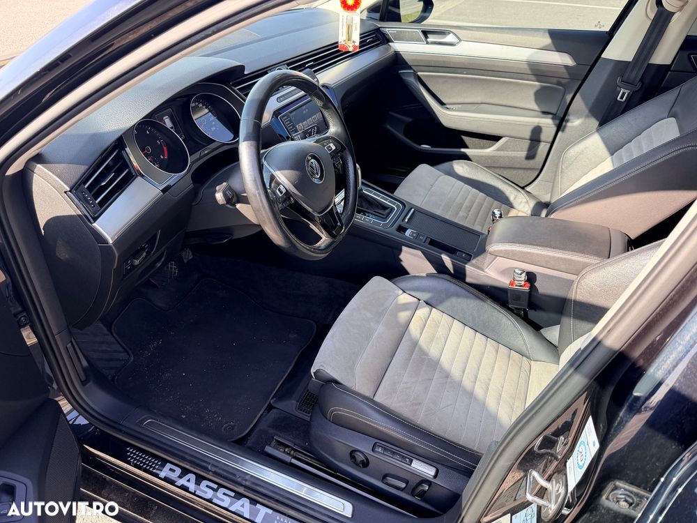 Volkswagen Passat 2.0 TDI SCR 4Motion DSG Highline - 11