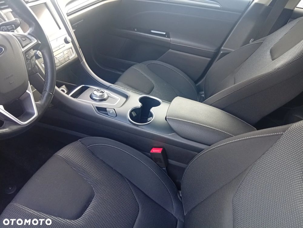 Ford Mondeo 2.0 EcoBlue Titanium - 10