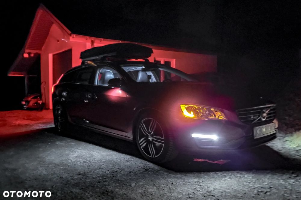 Volvo V60 D4 Drive-E Summum - 29