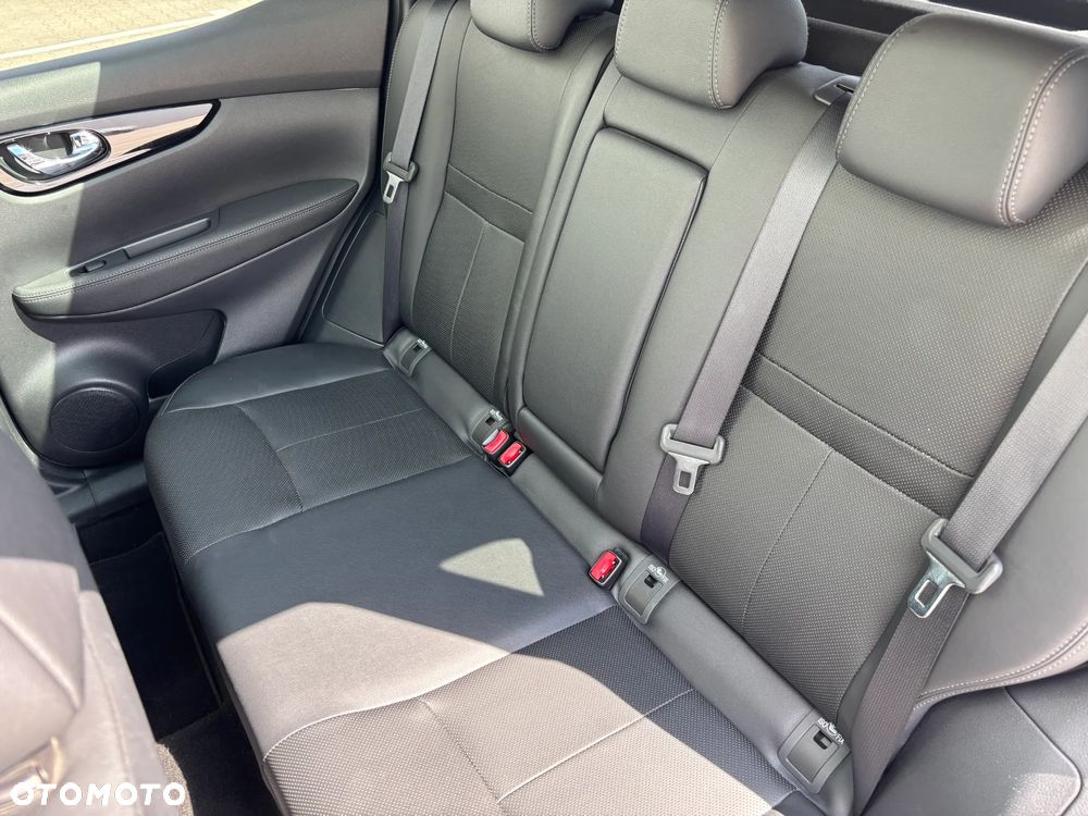 Nissan Qashqai 1.2 DIG-T Tekna EU6 - 34