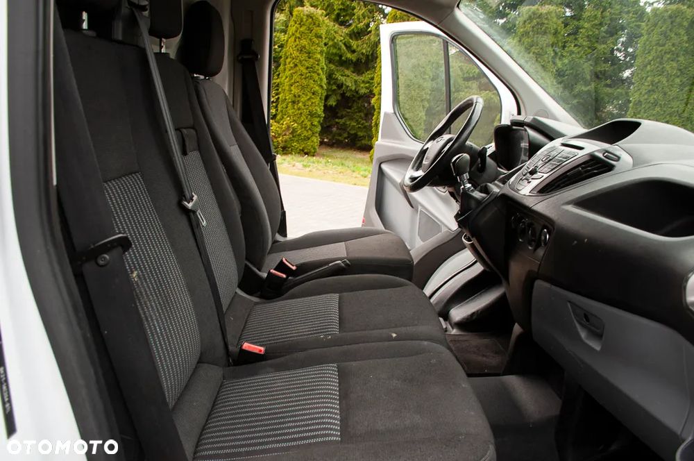 Ford Transit Custom Long - 32