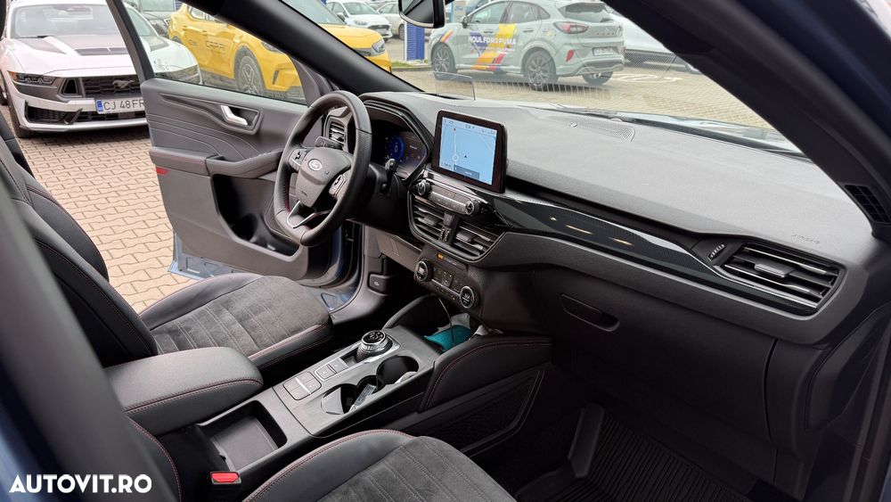 Ford Kuga 2.5 Duratec FHEV AWD ST Line X - 11