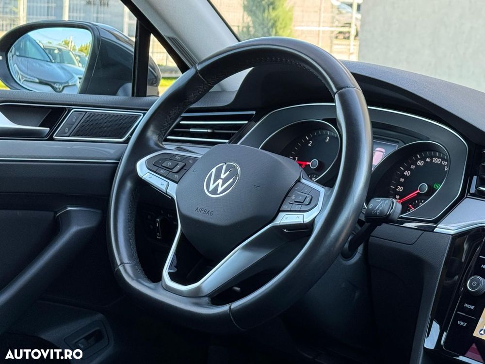 Volkswagen Passat - 8