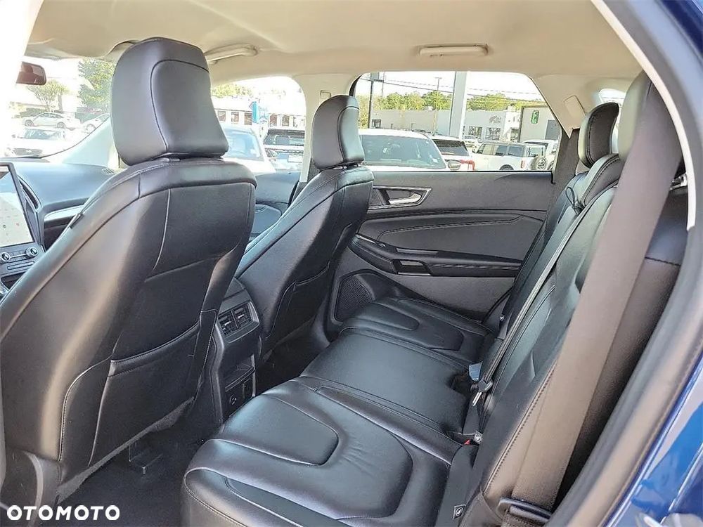 Ford Edge - 15