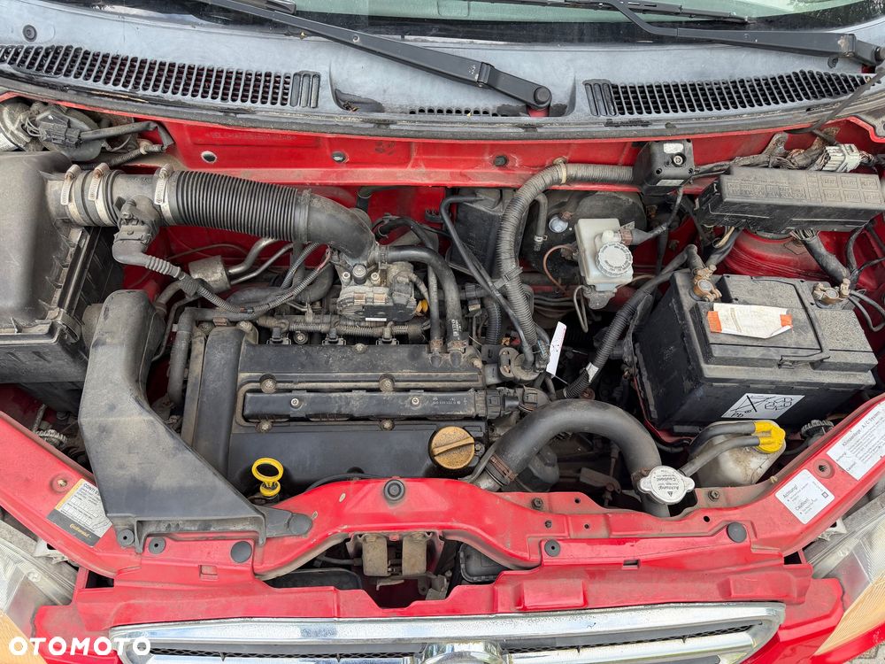 Opel Agila - 9