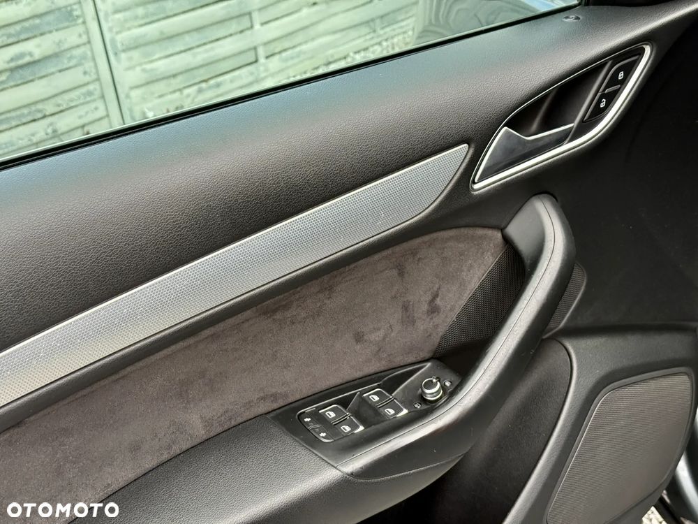 Audi Q3 2.0 TFSI Quattro - 17
