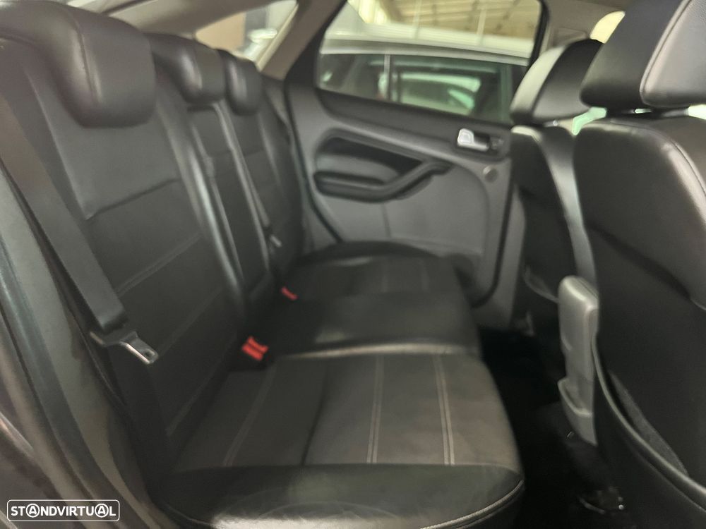Ford Focus 1.6 TDCi Titanium - 10