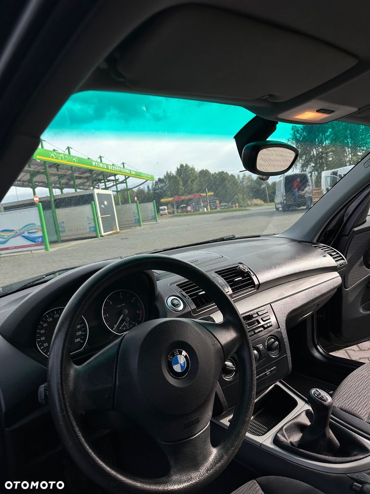 BMW Seria 1 116d - 13
